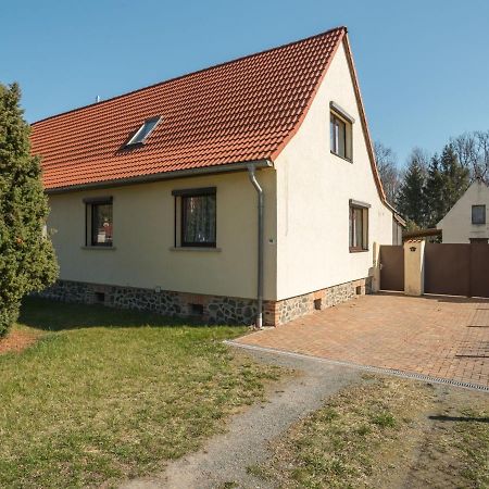 Alluring Holiday Home in Meisdorf with Garden Exterior foto