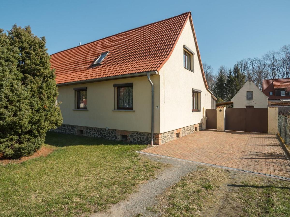 Alluring Holiday Home in Meisdorf with Garden Exterior foto
